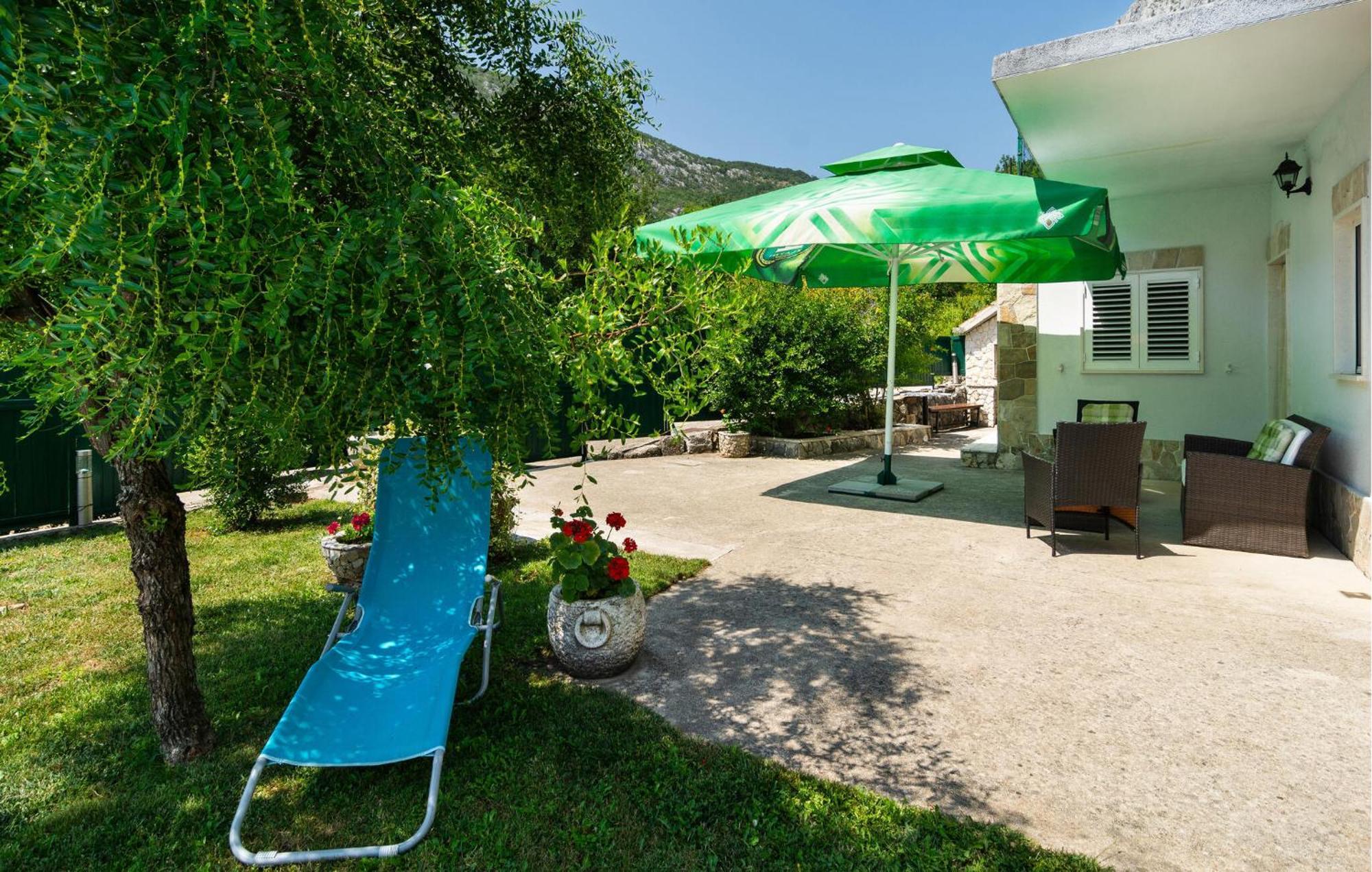 Cozy Home In Podaspilje With Kitchen Svinisce Esterno foto